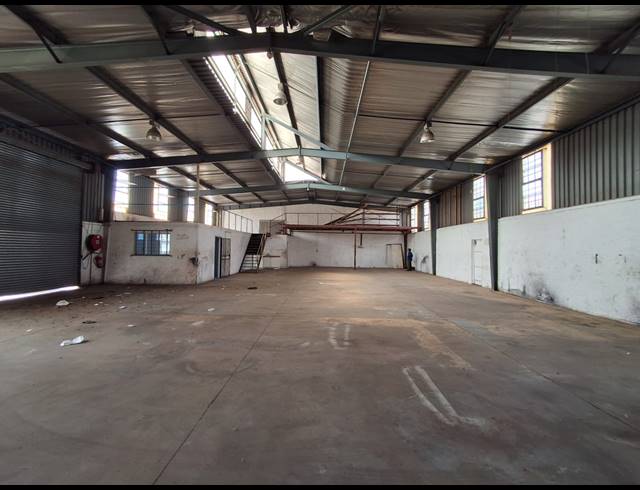 477M² WAREHOUSE TO LET IN DENVER